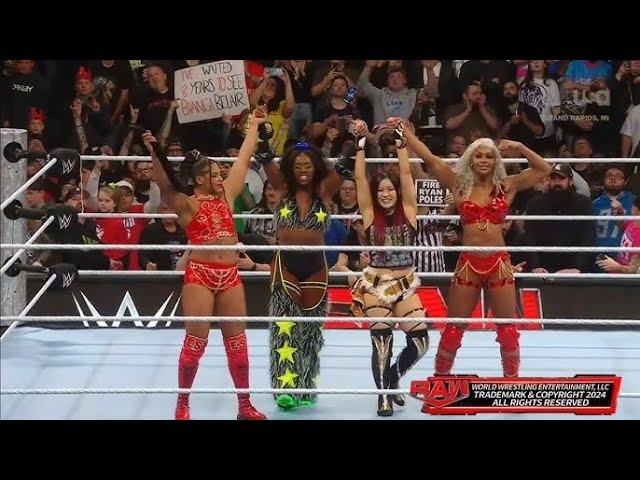 Bianca Belair, Jade Cargill, Iyo Sky & Naomi atacan a Jax & Stratton - WWE Raw 11/11/2024 (Espaol)